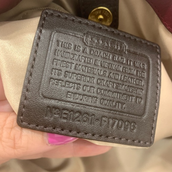 COACH Ashley Shoulder Bag F-17096 - Picture 2 of 13